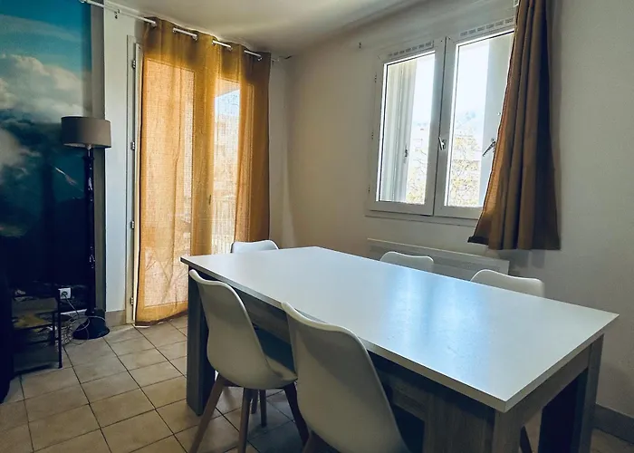 Appart 3 Lits Proche Mer, Centre Ville Et Commerces Avec Clim Bastia (Corsica)