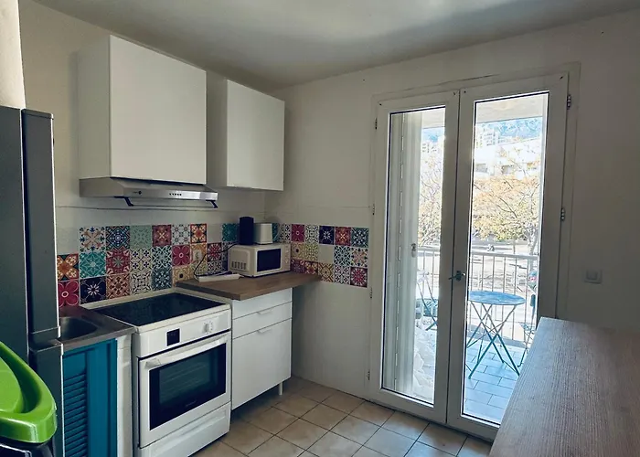 Appart 3 Lits Proche Mer, Centre Ville Et Commerces Avec Clim