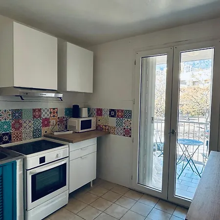 Appart 3 Lits Proche Mer, Centre Ville Et Commerces Avec Clim