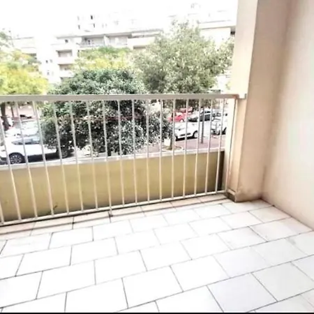 Appart 3 Lits Proche Mer, Centre Ville Et Commerces Avec Clim Appartement